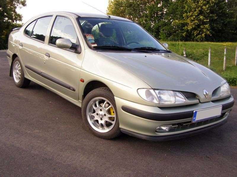 Renault Megane 1st generation Classic Sedan 1.4 MT (1996–1999)