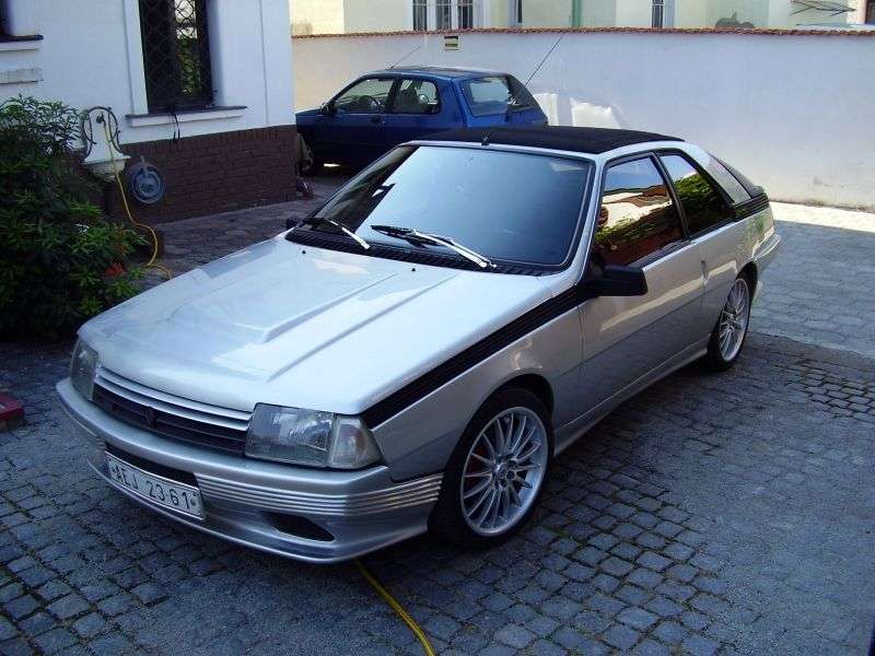 Renault Fuego 1. generacja [restyling] coupe 2.1 TD MT (1984 1989)