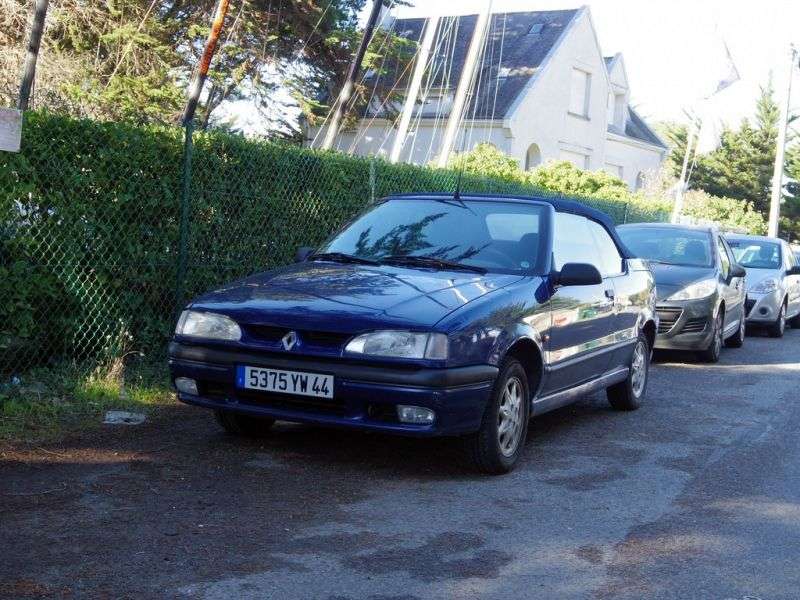 Renault 19 2 generation convertible 1.8 MT (1992–1995)