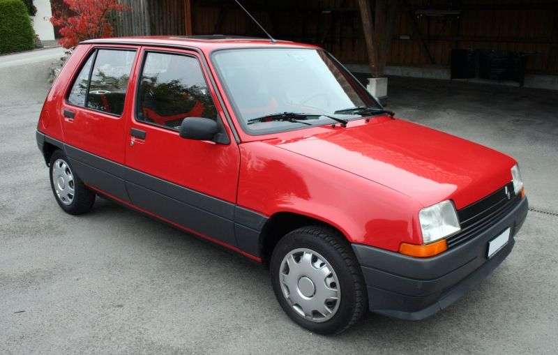 Renault 5 Supercinq [zmiana stylizacji] hatchback 5 drzwiowy. 1,4 AT (1988 1990)