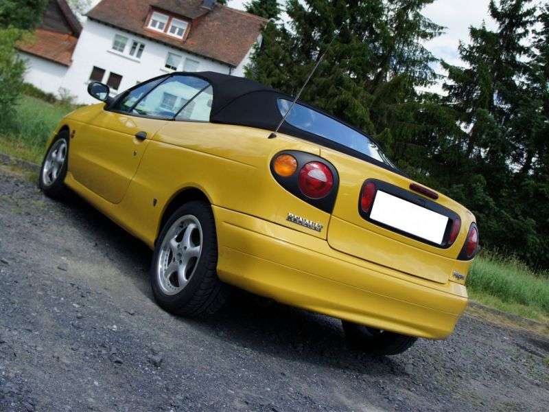 Renault Megane 1st generation 2.0 MT convertible (1997–1999)