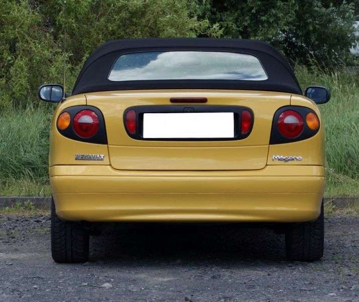 Renault Megane 1st generation 2.0 MT convertible (1997–1999)