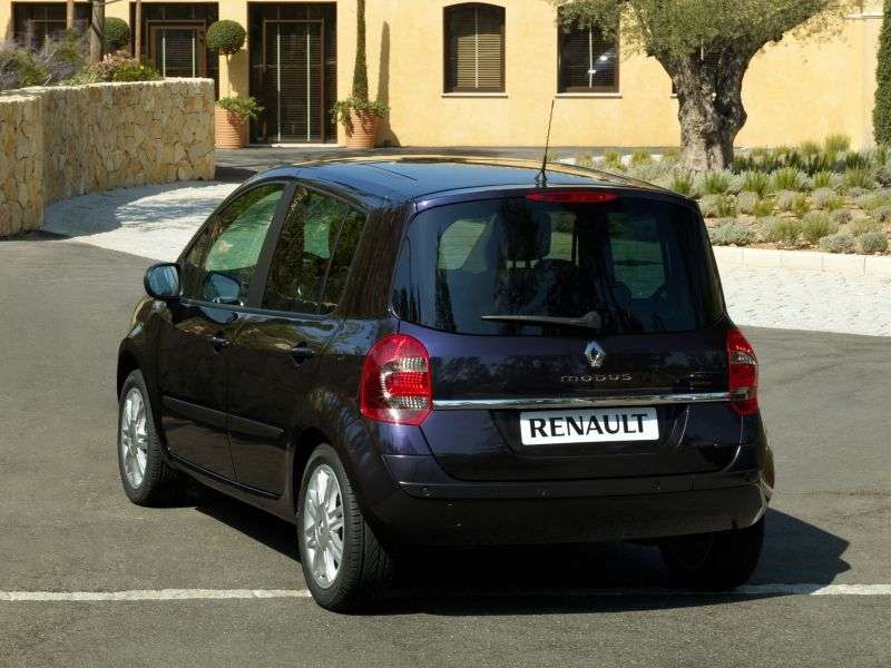 5 drzwiowy minivan Renault Modus drugiej generacji 1,6 AT (2007 2012)
