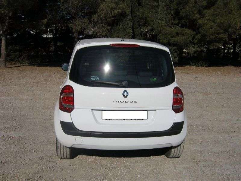 5 drzwiowy minivan Renault Modus drugiej generacji 1,6 AT (2007 2012)