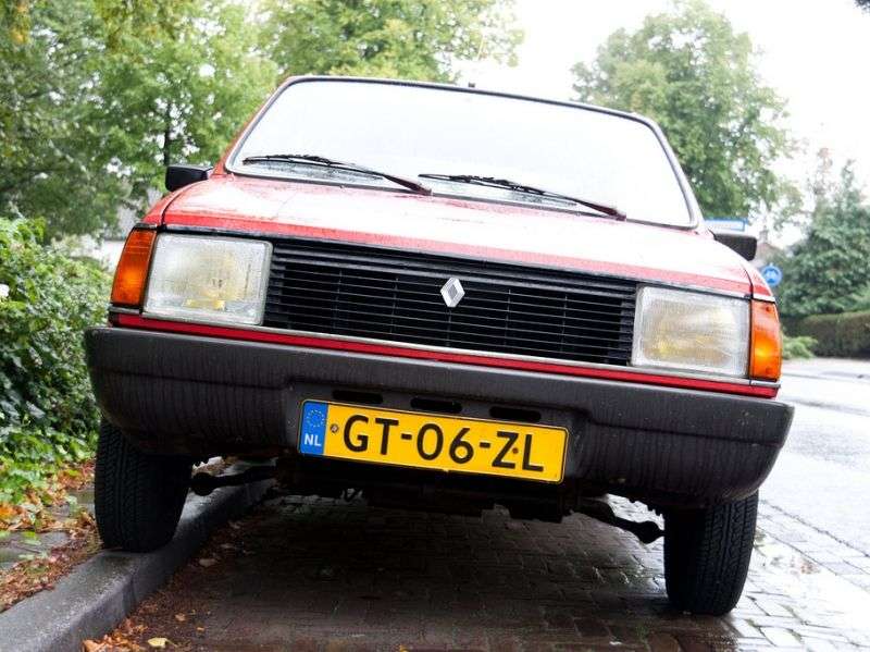 Renault 14 1. generacja [restyling] hatchback 1.4 MT (1979 1983)