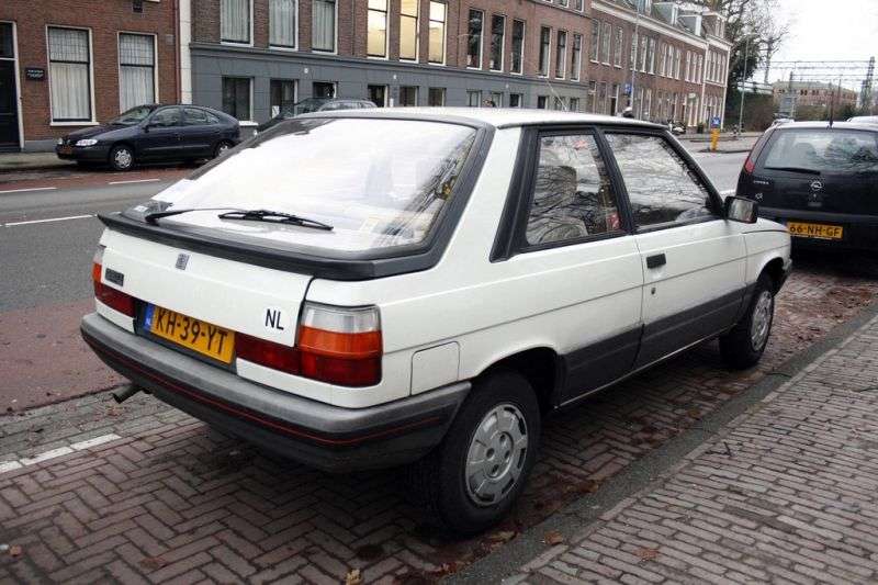 Renault 11 1st generation hatchback 3 dv. 1.6 D MT (1983–1986)