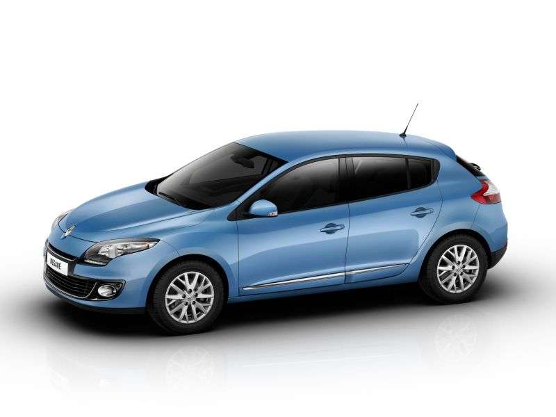 Renault Megane trzeciej generacji [zmiana stylizacji] hatchback 5 drzwiowy. 1,6 MT Expression (2012 obecnie)