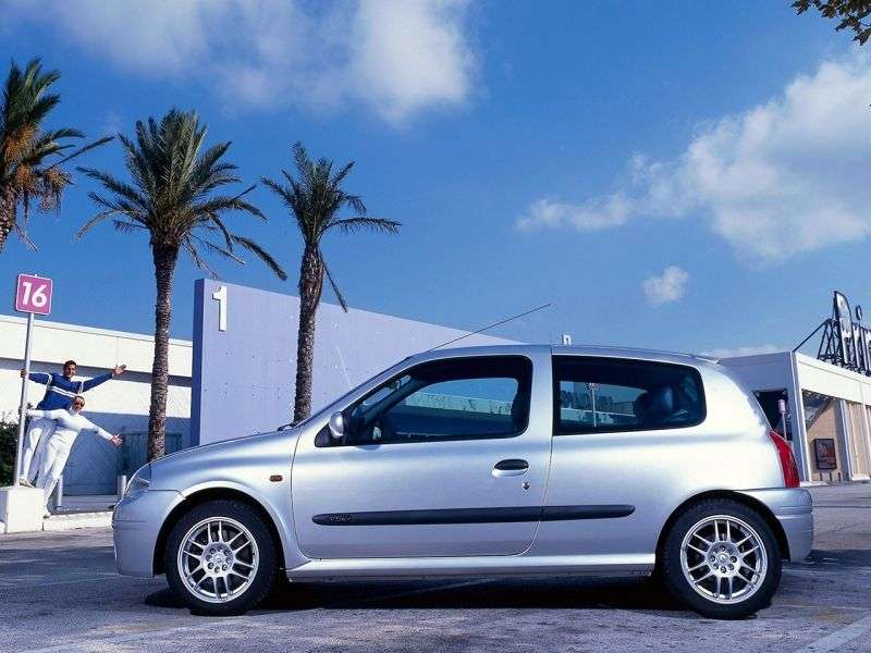 Renault Clio 3 drzwiowy hatchback drugiej generacji 1,9 dTi MT (2000 2001)