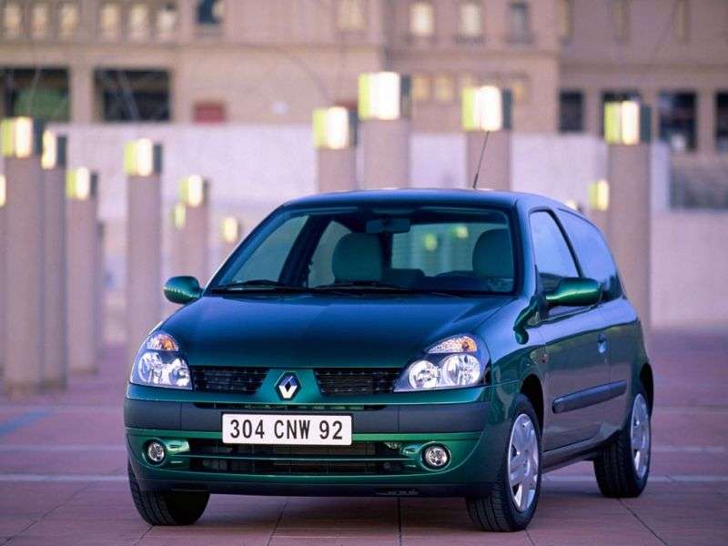 Renault Clio drugiej generacji [zmiana stylizacji] hatchback 3 drzwiowy. 1,6 MT (2001 2005)
