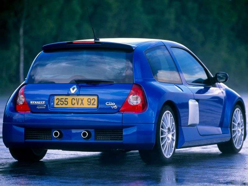 Renault Clio drugiej generacji [zmiana stylizacji] V6 Sport hatchback 2 drzwiowy. 3,0 T MT (2001 2003)