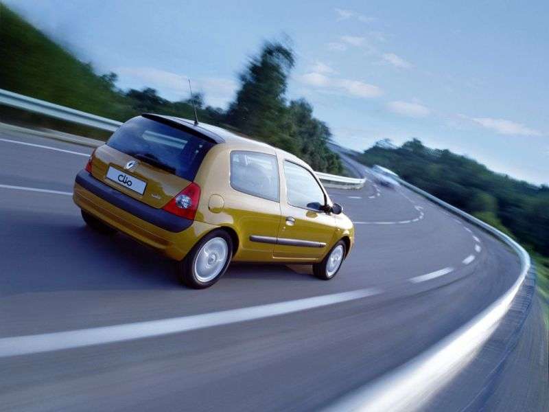 Renault Clio drugiej generacji [zmiana stylizacji] hatchback 3 drzwiowy. 1,6 MT (2001 2005)