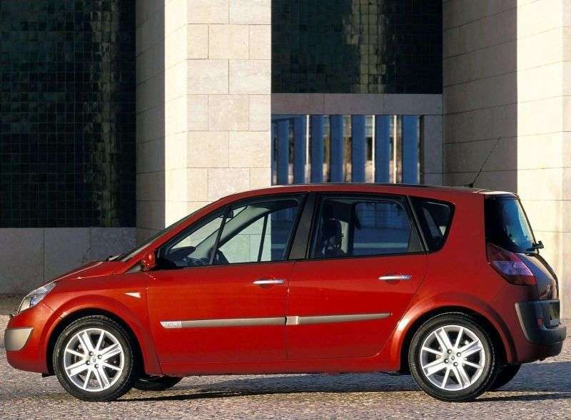 5 drzwiowy minivan Renault Scenic 2 generacji 1,6 AT (2003 2006)
