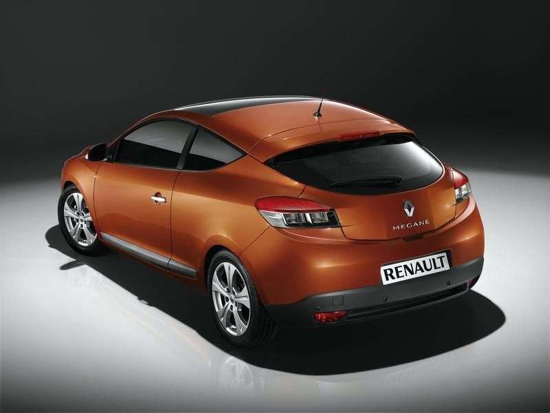 3 drzwiowy hatchback Renault Megane 3 generacji 2.0 CVT Privilege (2011) (2009 2012)