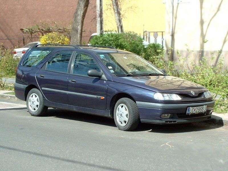Renault Laguna 1.generacja Grandtour estate 2.0 AT (1996 1998)
