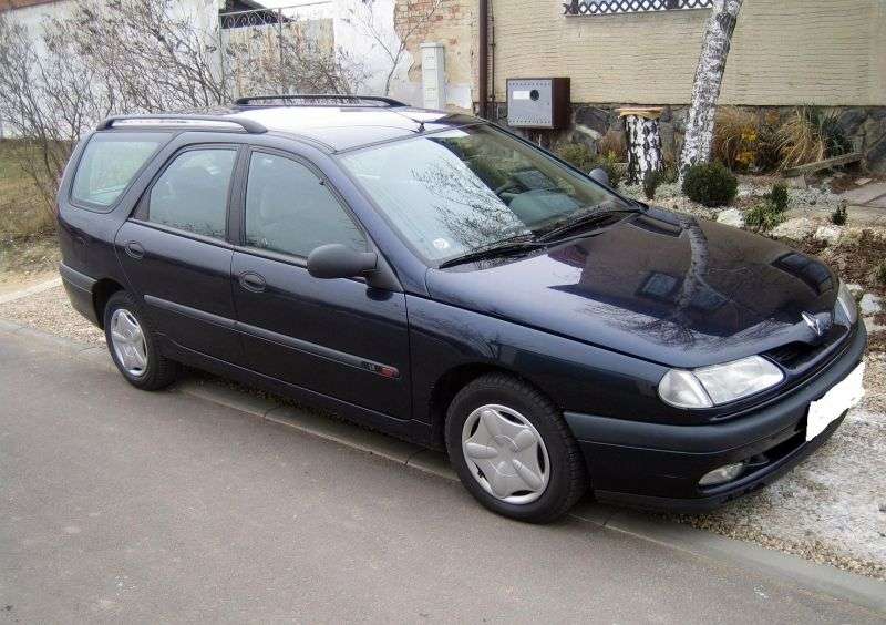 Renault Laguna 1.generacja Grandtour estate 2.0 AT (1996 1998)