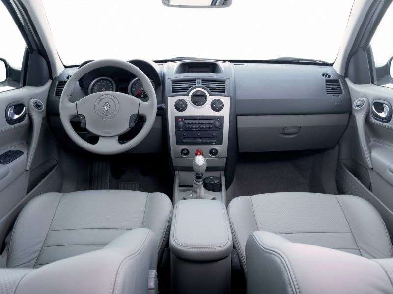 Renault Megane 2nd generation [restyling] 3 bit hatchback 1.6 MT (2006–2008)