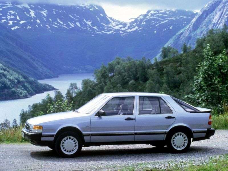 Saab 9000 hatchback pierwszej generacji 2.3 AT (1989 1993)