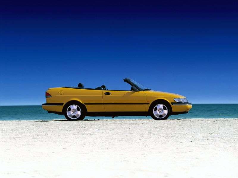 Saab 900 2nd generation 2.3 MT convertible (1993–1998)