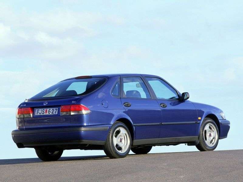 Saab 09.mar 1st generation hatchback 2.0 AT (1998–2002)