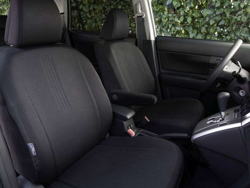 Scion xB minivan drugiej generacji 2.4 MT (2007 obecnie)