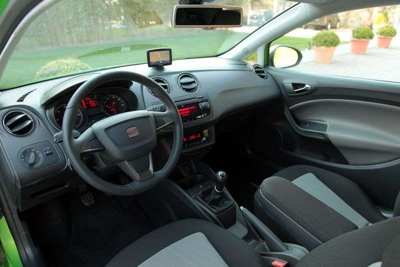 SEAT Ibiza 4th generation [restyling] SC hatchback 3 dv. 1.6 MT Style (2012 – n. In.)