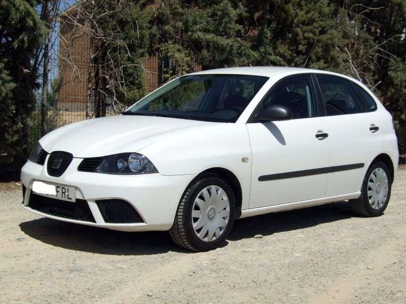 SEAT Ibiza 3 ciej generacji [zmiana stylizacji] hatchback 5 drzwiowy. 1,6 MT (2006 2008)