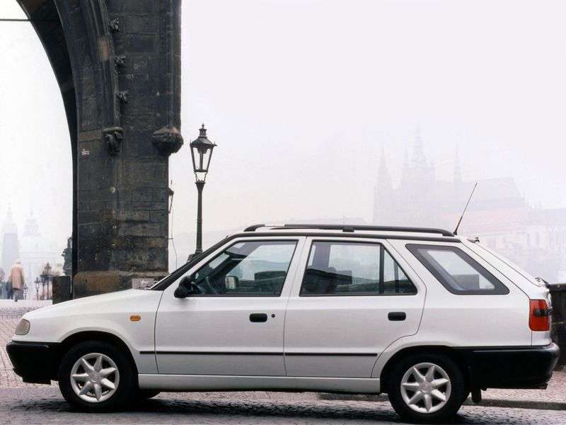 Skoda Felicia 1st generation 1.6 MT wagon (1995–1998)