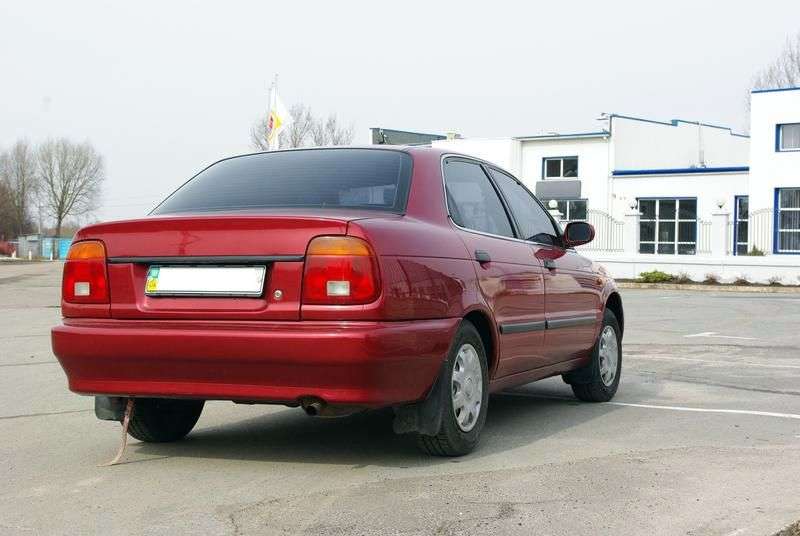 Suzuki Baleno 1st generation sedan 1.9 TD MT (1998–2002)