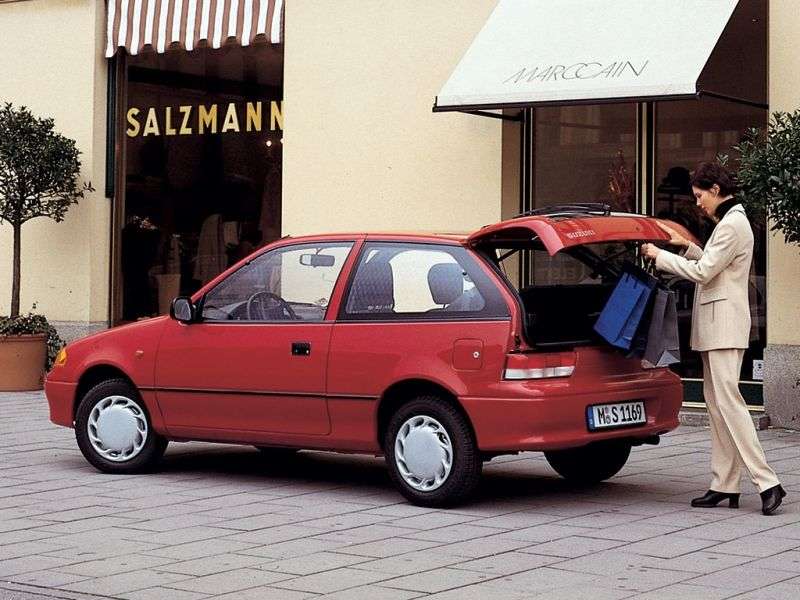 Suzuki Swift drugiej generacji [zmiana stylizacji] hatchback 3 drzwiowy. 1,0 AT (1996 2004)