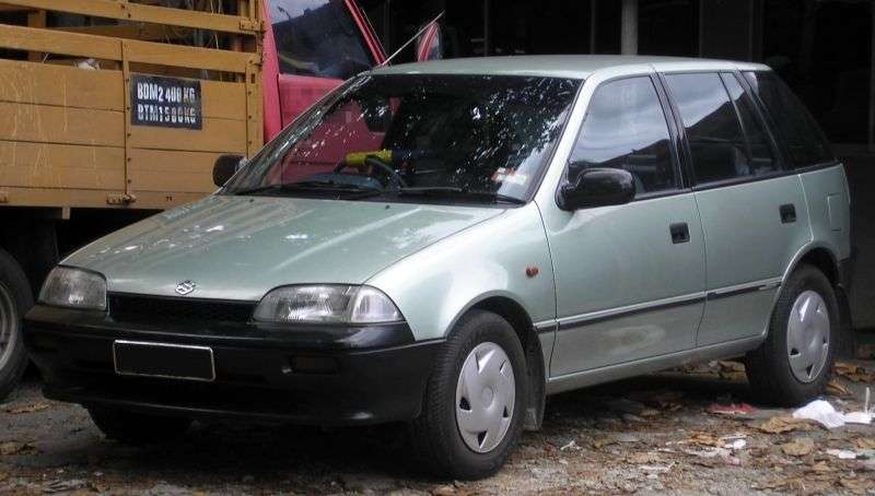 5 drzwiowy hatchback Suzuki Swift drugiej generacji 1,3 mln ton (1990 1995)