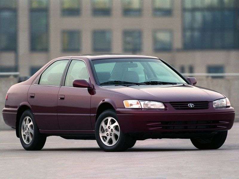 Toyota Camry XV20 4 drzwiowy sedan 2.2 AT Overdrive (1997 1999)