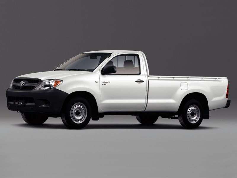 Toyota Hilux 7 generation pickup 2 bit. 2.5 TD MT (2005–2008)