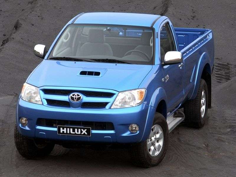 2 drzwiowy pickup Toyota Hilux 7.generacji 2.5 TD AT (2005 2008)