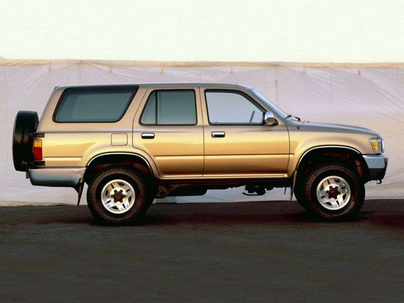 5 drzwiowy SUV Toyota 4runner drugiej generacji 2,4 MT (1989 1995)