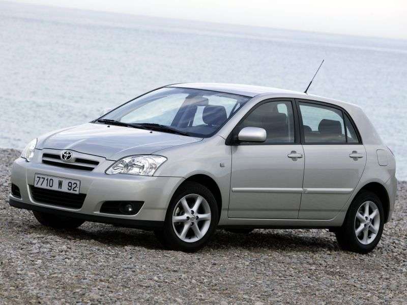 Toyota Corolla E130 [zmiana stylizacji] 5 drzwiowy hatchback. 1,6 mln ton (2004 2007)