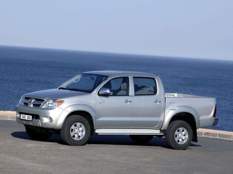 4 drzwiowy pickup Toyota Hilux 7. generacji 4.0 MT AWD (2005 2008)