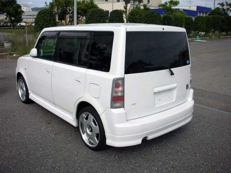 Toyota BB 1st generation [restyled] minivan 1.3 AT 2WD (2003–2005)