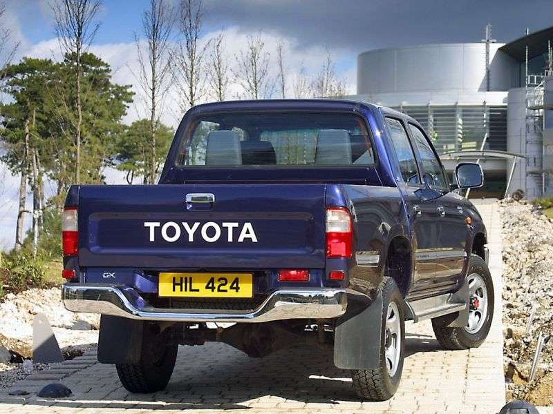 4 drzwiowy pickup Toyota Hilux 6. generacji 2,0 AT (1997 1999)
