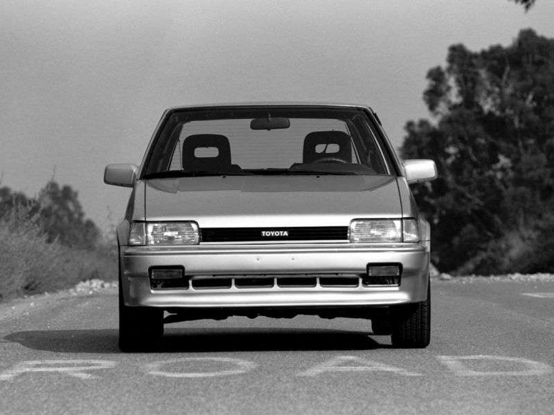 Toyota Corolla E80 hatchback 1.6 MT (1985 1987)