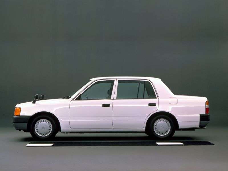 Toyota Comfort 1st generation sedan 2.4 TD AT (1995 – n. In.)