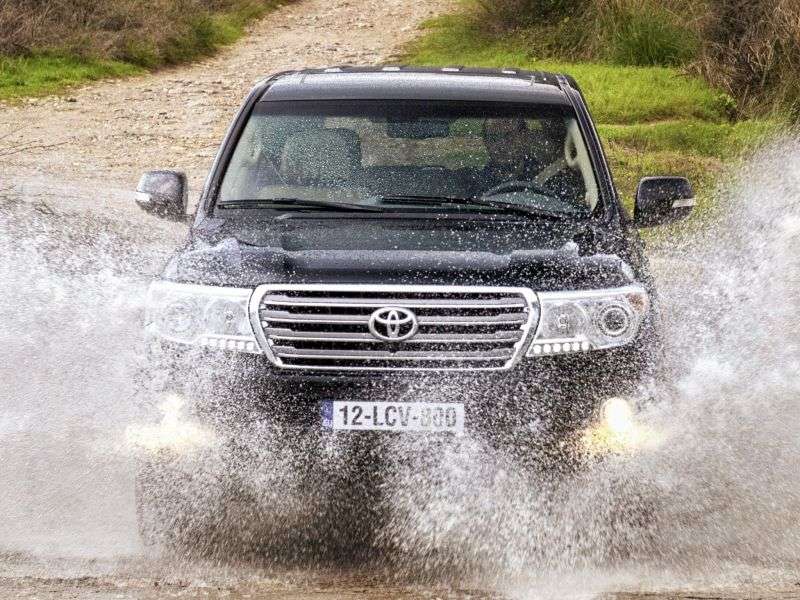 Toyota Land Cruiser J200 [restyled] 200 SUV 4.5 D AT 4WD Suite (5 seats) (2012) (2012 – n.)