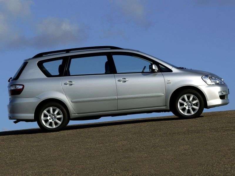 Toyota Avensis Verso 1.generacja [zmiana stylizacji] minivan 2.0 TD MT (2001 2003)