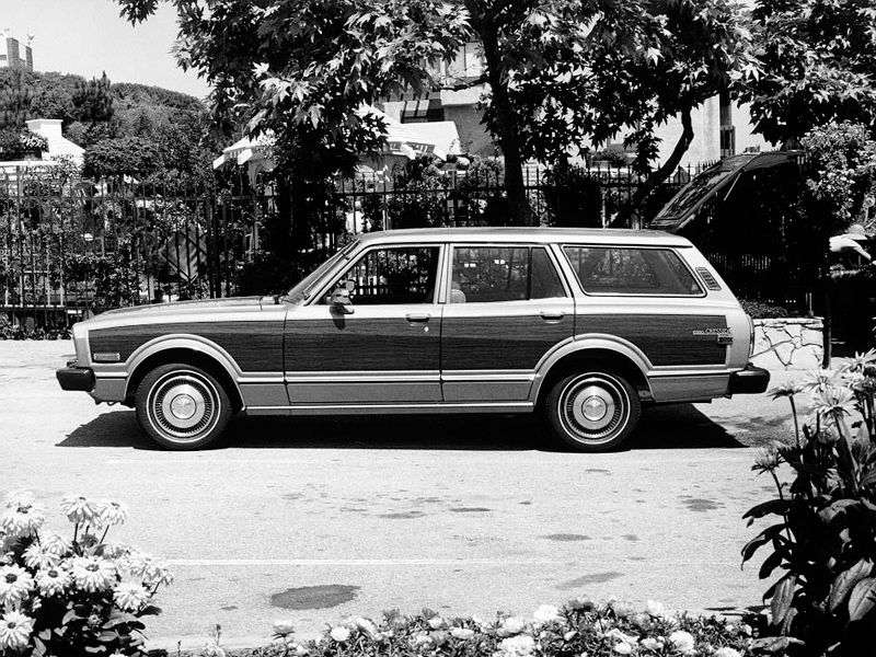 Toyota Cressida X30 [zmiana stylizacji] Estate 2.6 AT Overdrive (1979 1980)