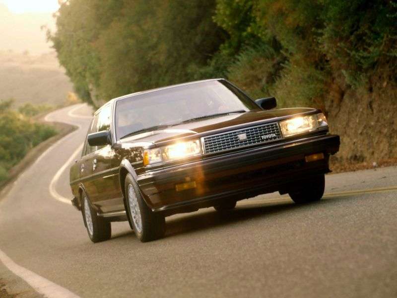 Toyota Cressida X70 sedan 1.8 MT (1984 1988)