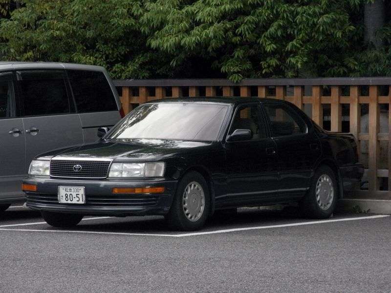 Toyota Celsior F20 sedan 4.0 AT (1994 1997)