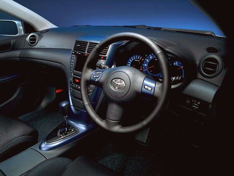 Toyota Caldina 3. generacji kombi 1.8 AT (2002 2004)