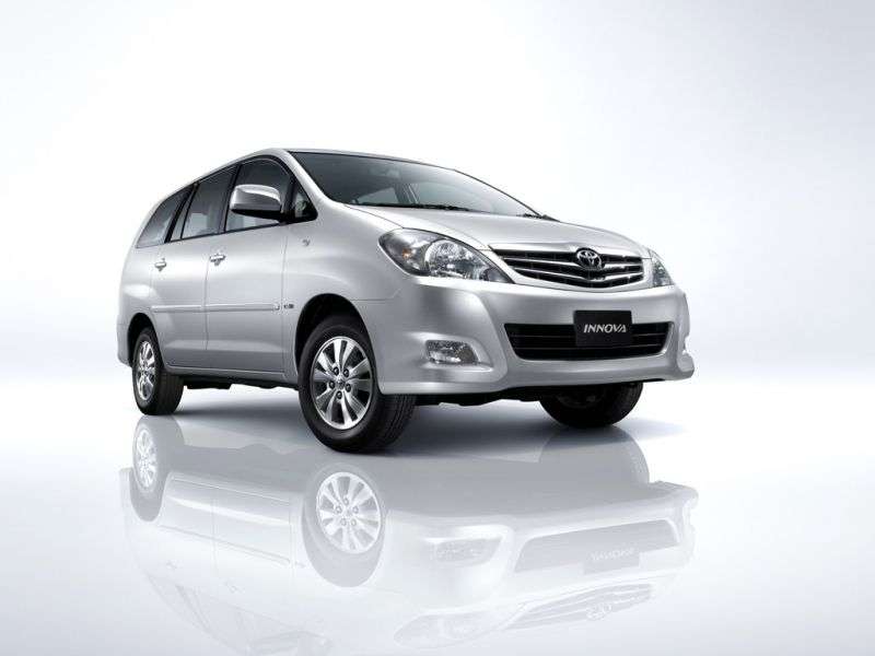 Toyota Innova 1. generacji [zmiana stylizacji] minivan 2.0 MT 7seat (2008–2011)