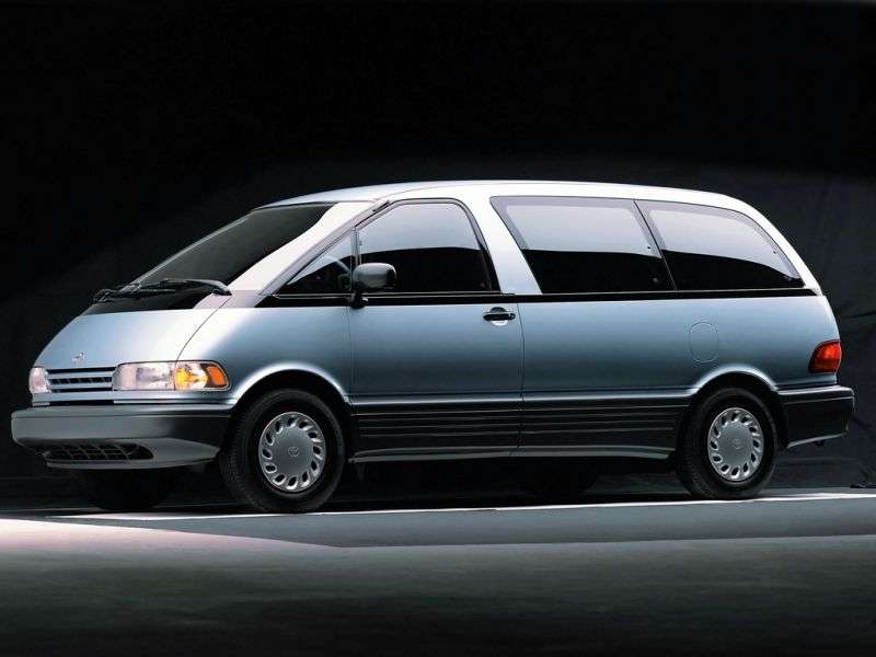 Toyota Estima 1st generation minivan 2.4 AT 4WD (1990–1999)