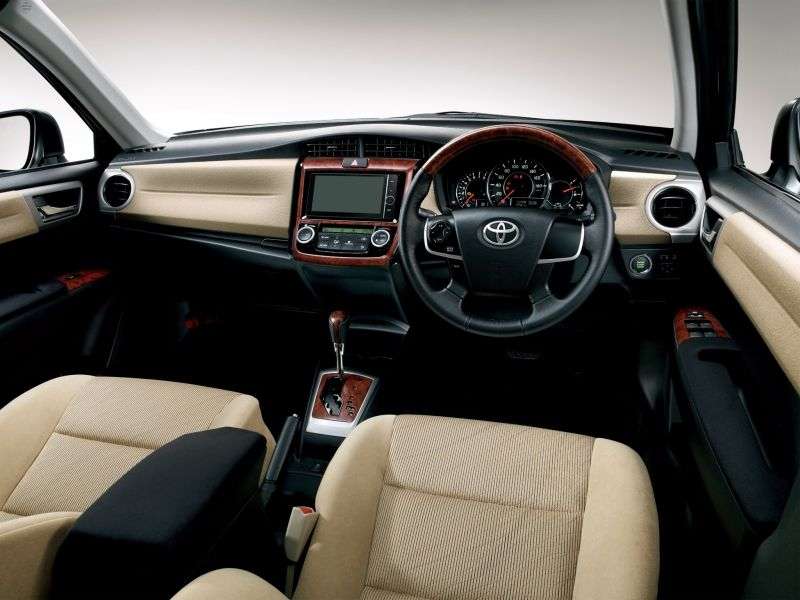 Toyota Corolla Axio E160Sedan 1.3 CVT (2012 obecnie)