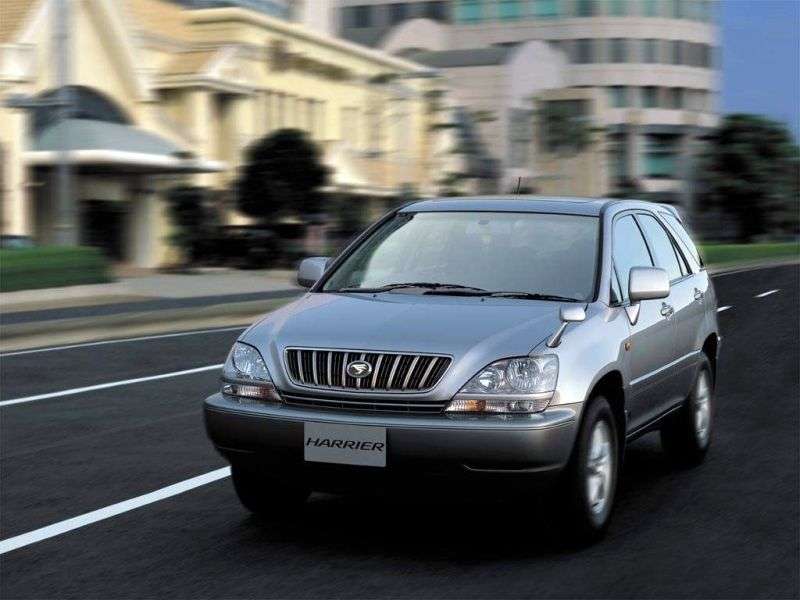 Toyota Harrier 1st generation 2.2 AT 4WD crossover (1997–2003)